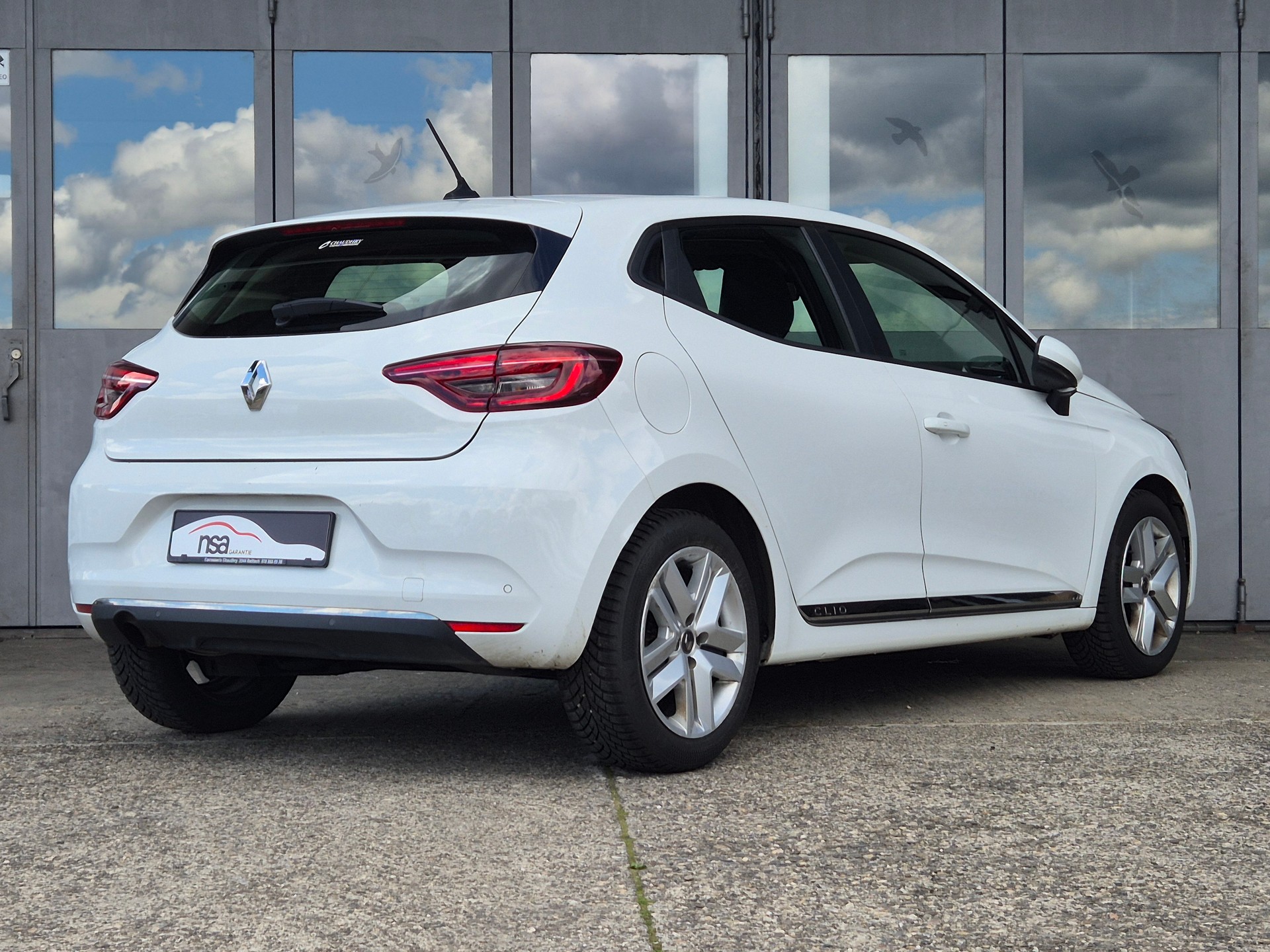 RENAULT Clio 1.0 Business-image-5