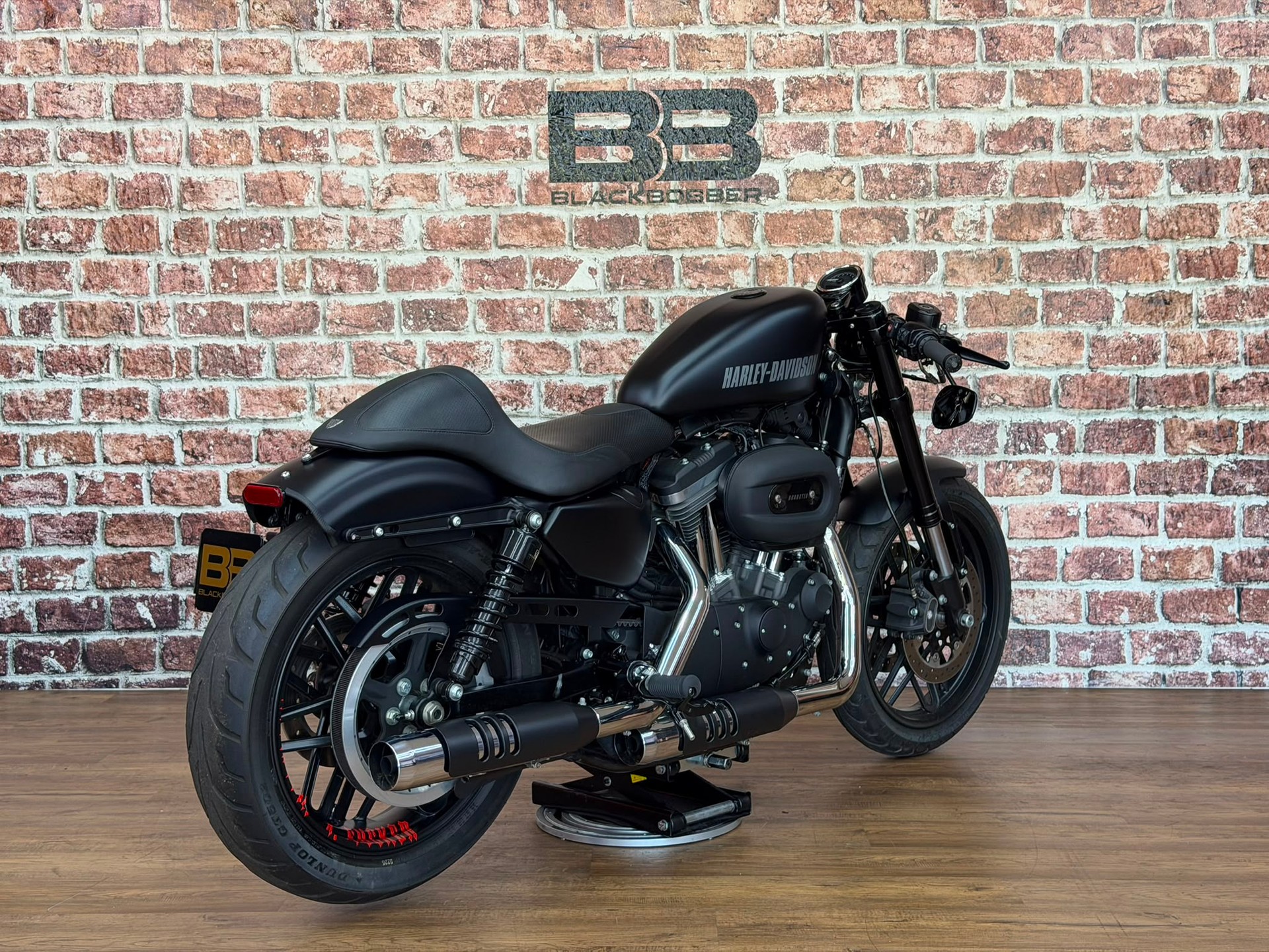 HARLEY-DAVIDSON XL 1200 CX Sportster Roadster ABS-showroom-element-2
