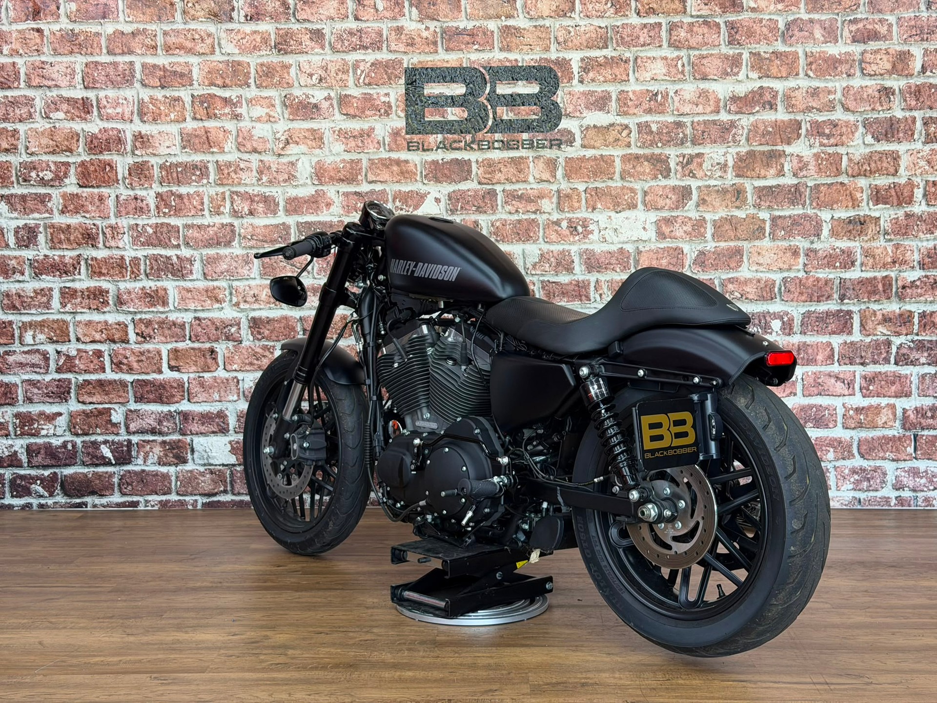 HARLEY-DAVIDSON XL 1200 CX Sportster Roadster ABS-showroom-element-3