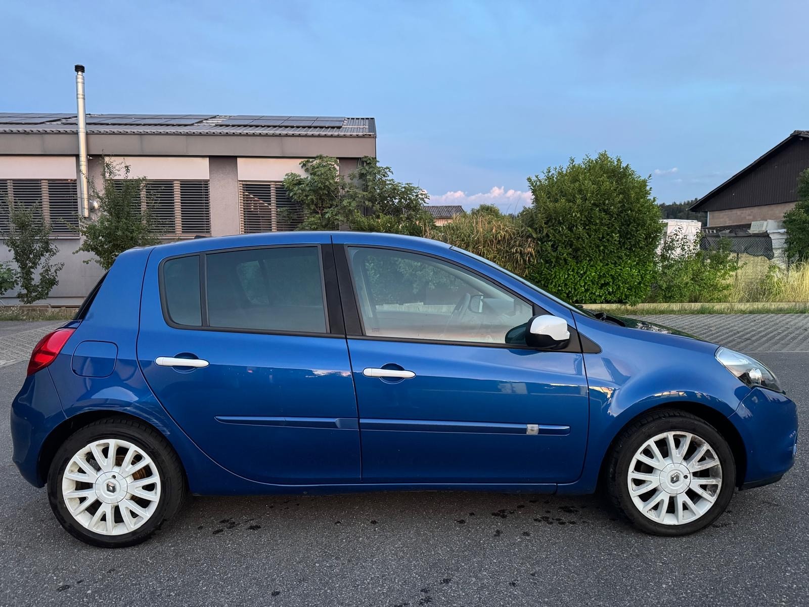 RENAULT Clio 1.2 16V Turbo Expression-image-4