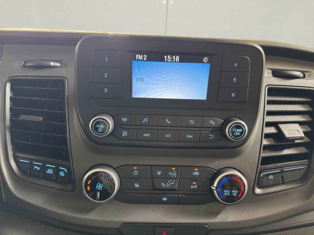 FORD Transit Custom Van 300 L1 2.0 TDCi-image-14