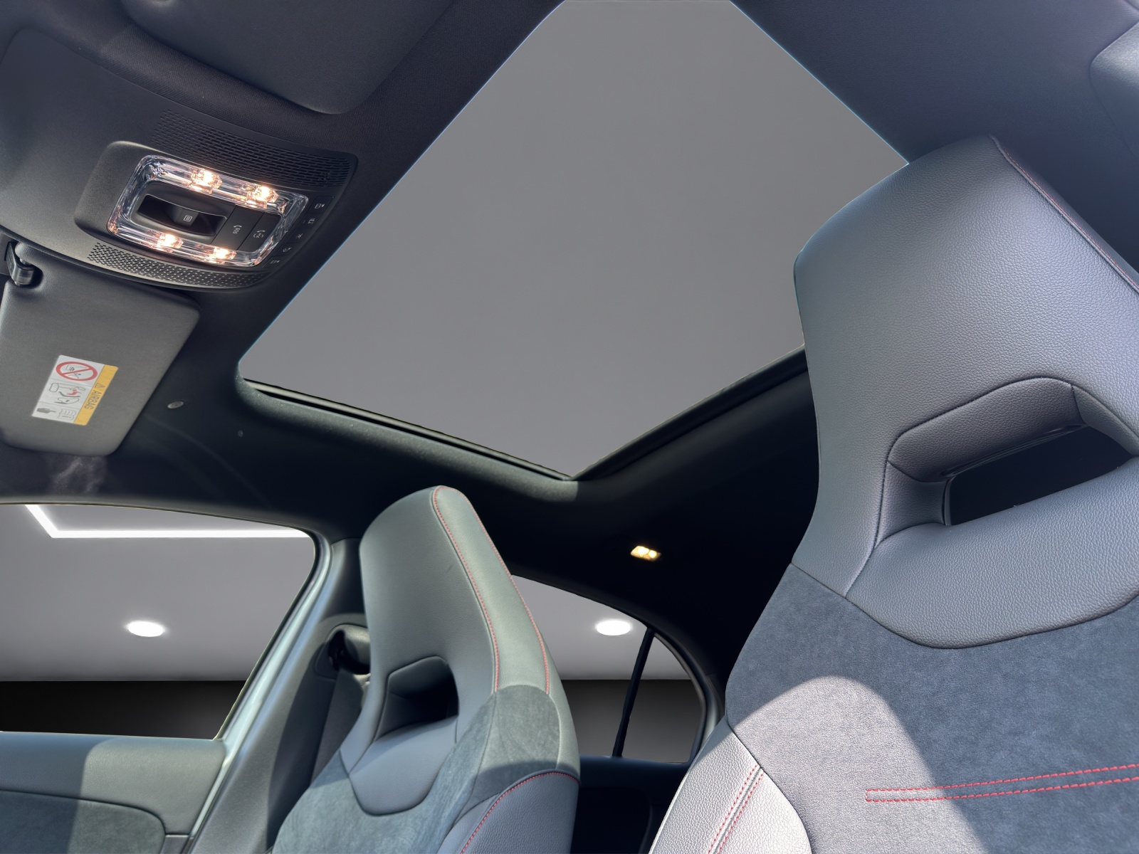 Image MERCEDES-BENZ A-220 A 220 4Matic 8G-DCT