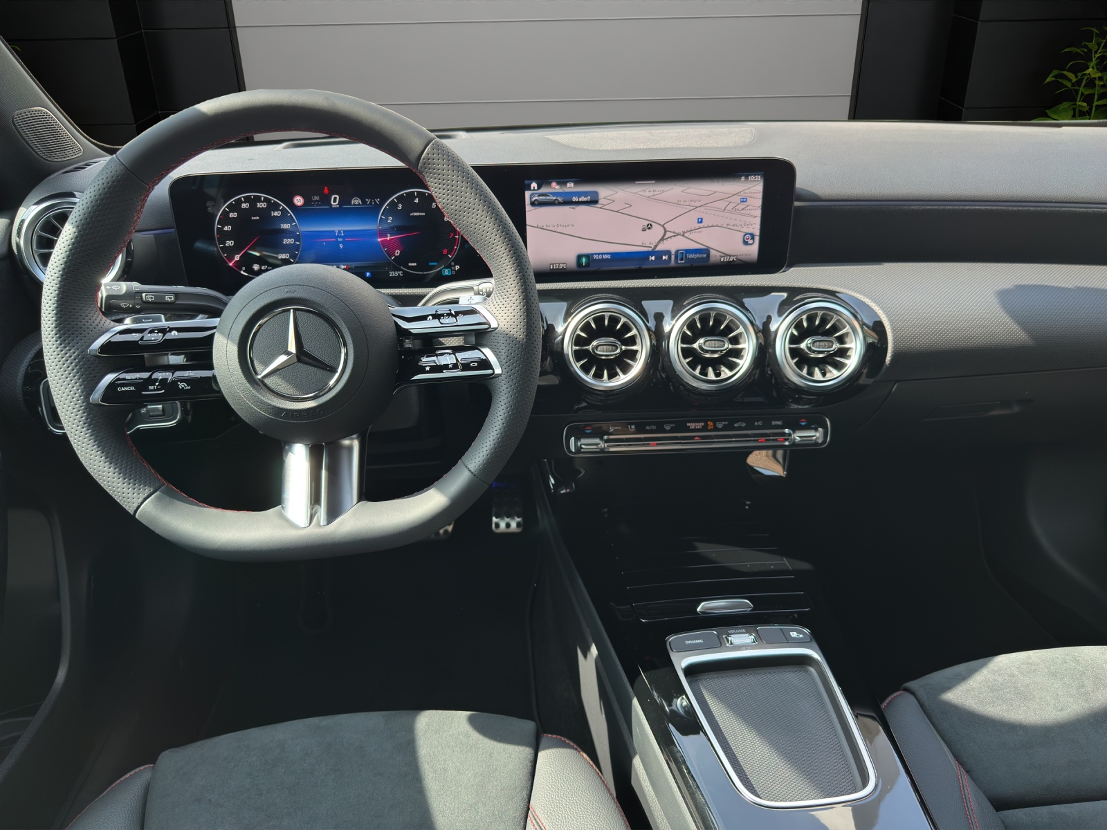 Image MERCEDES-BENZ A-220 A 220 4Matic 8G-DCT