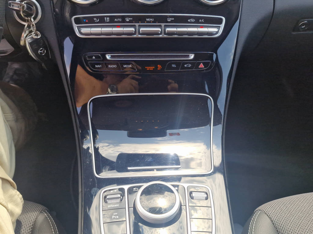 MERCEDES-BENZ C 180 Avantgarde-image-10