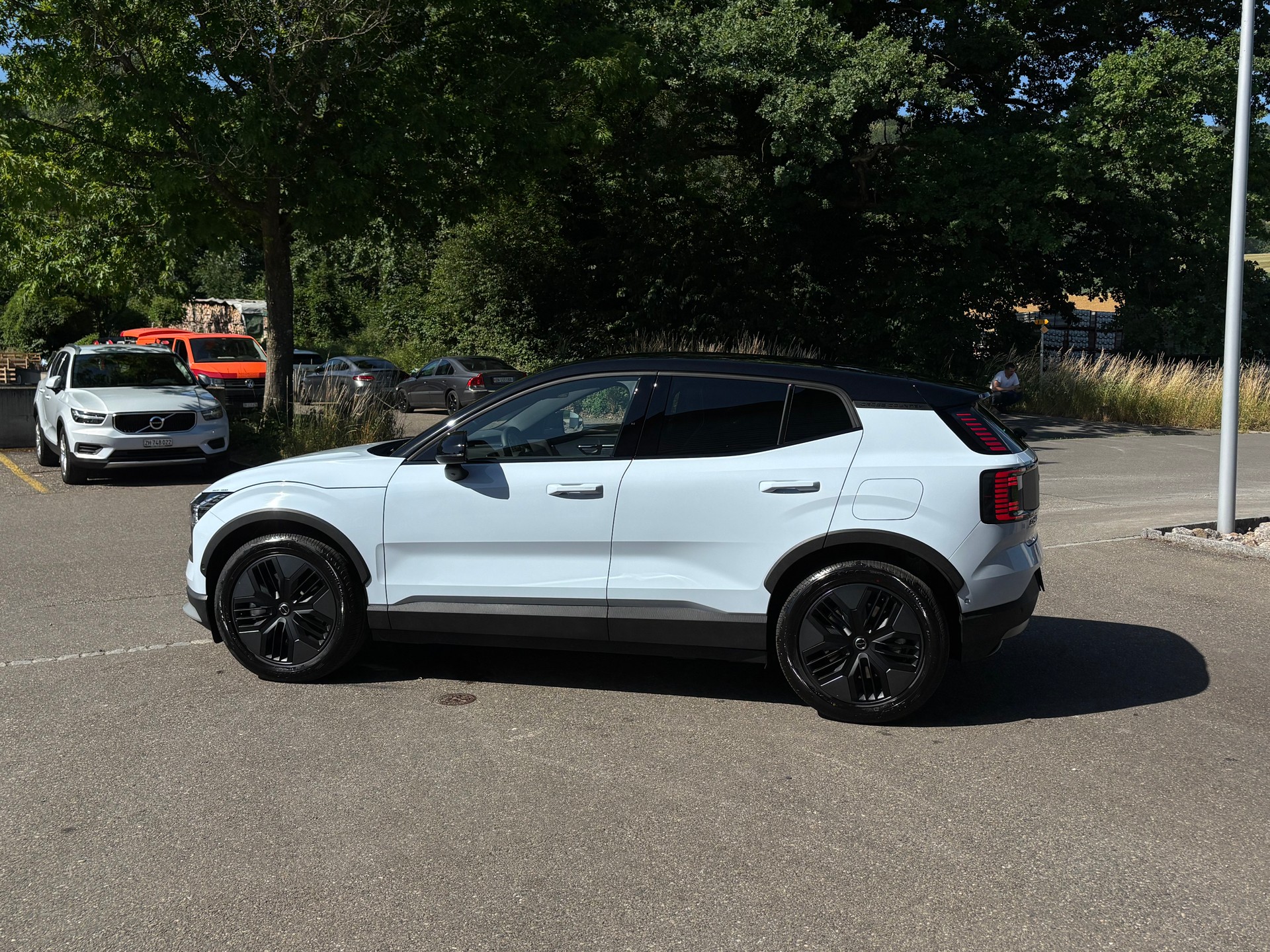 VOLVO EX30 CC E60 Twin Performance AWD-image-4