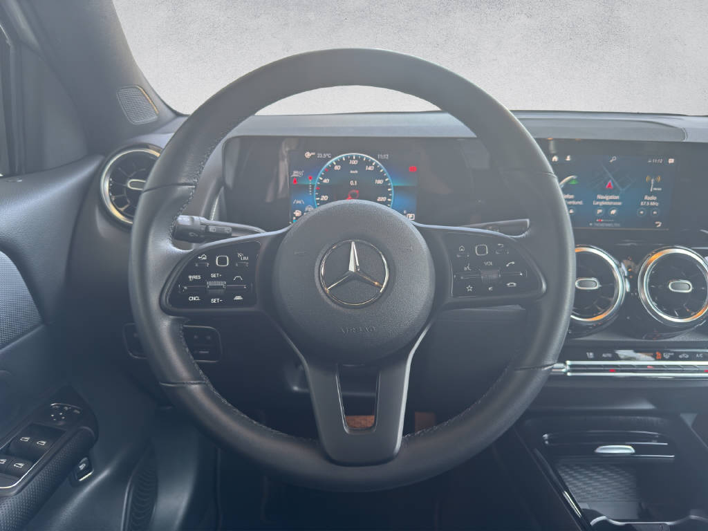 MERCEDES-BENZ GLB 250 Style 4Matic-image-11