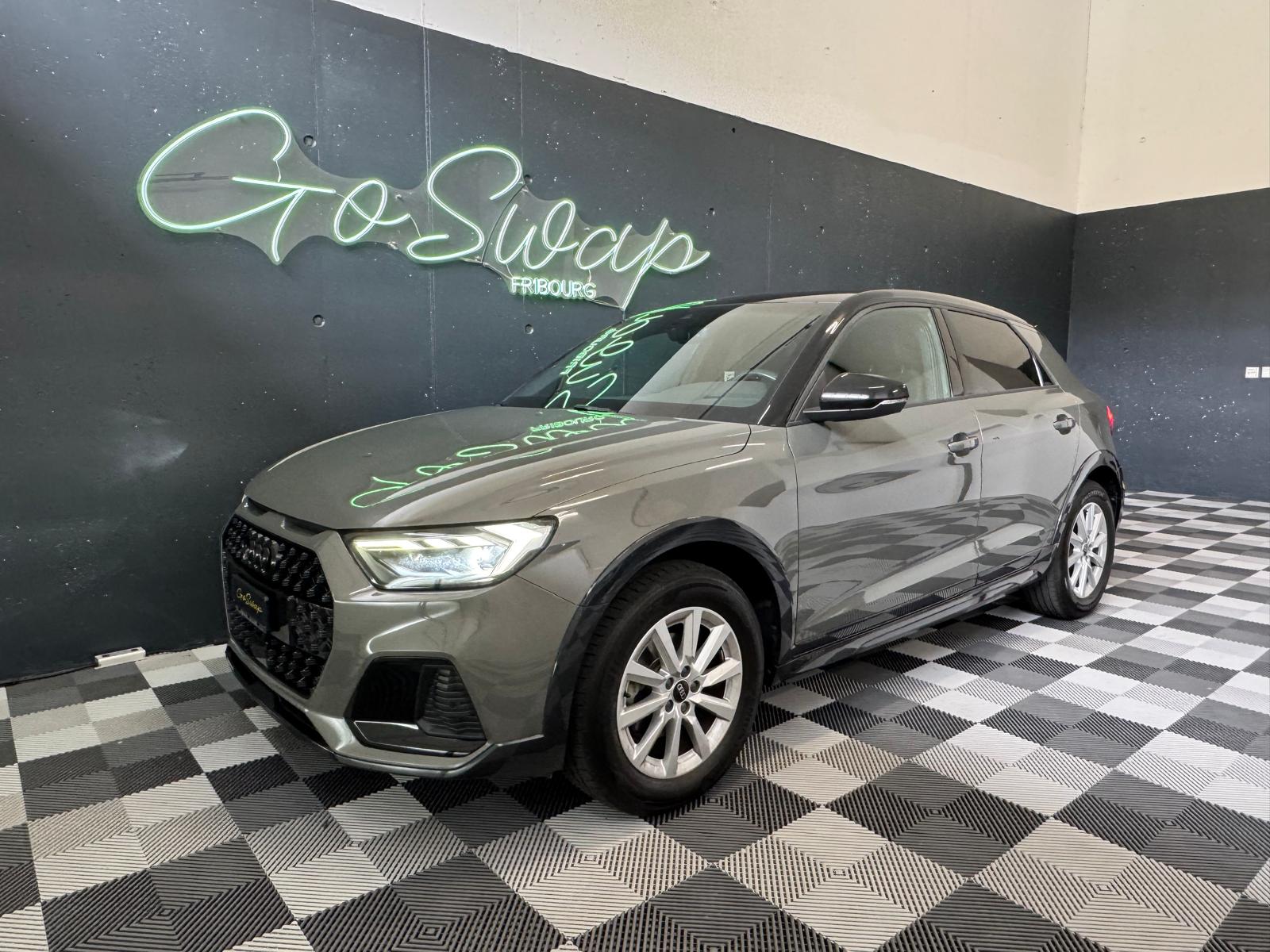 AUDI A1 allstreet 30 TFSI Attraction S-tronic *S-Line-image-0