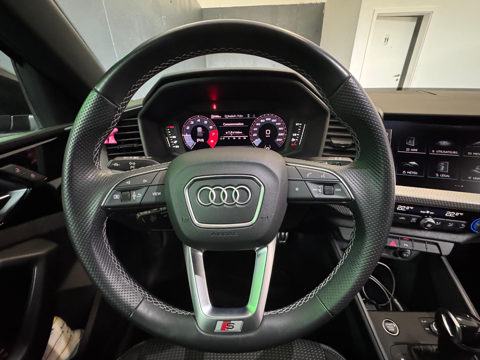 AUDI A1 allstreet 30 TFSI Attraction S-tronic *S-Line-image-14