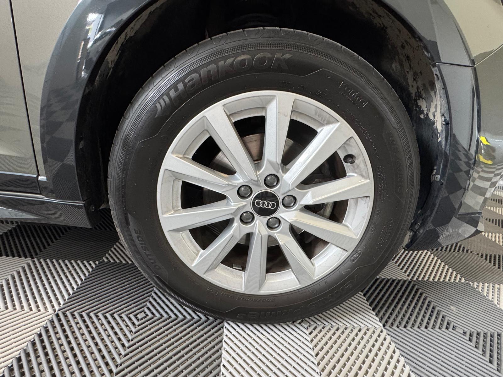 AUDI A1 allstreet 30 TFSI Attraction S-tronic *S-Line-image-24