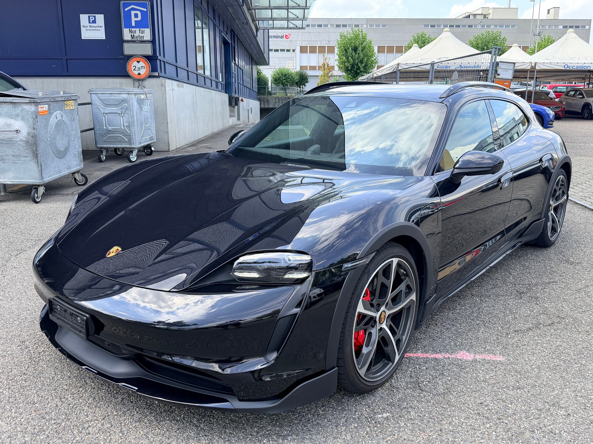 PORSCHE Taycan 4S Cross Turismo-image-6