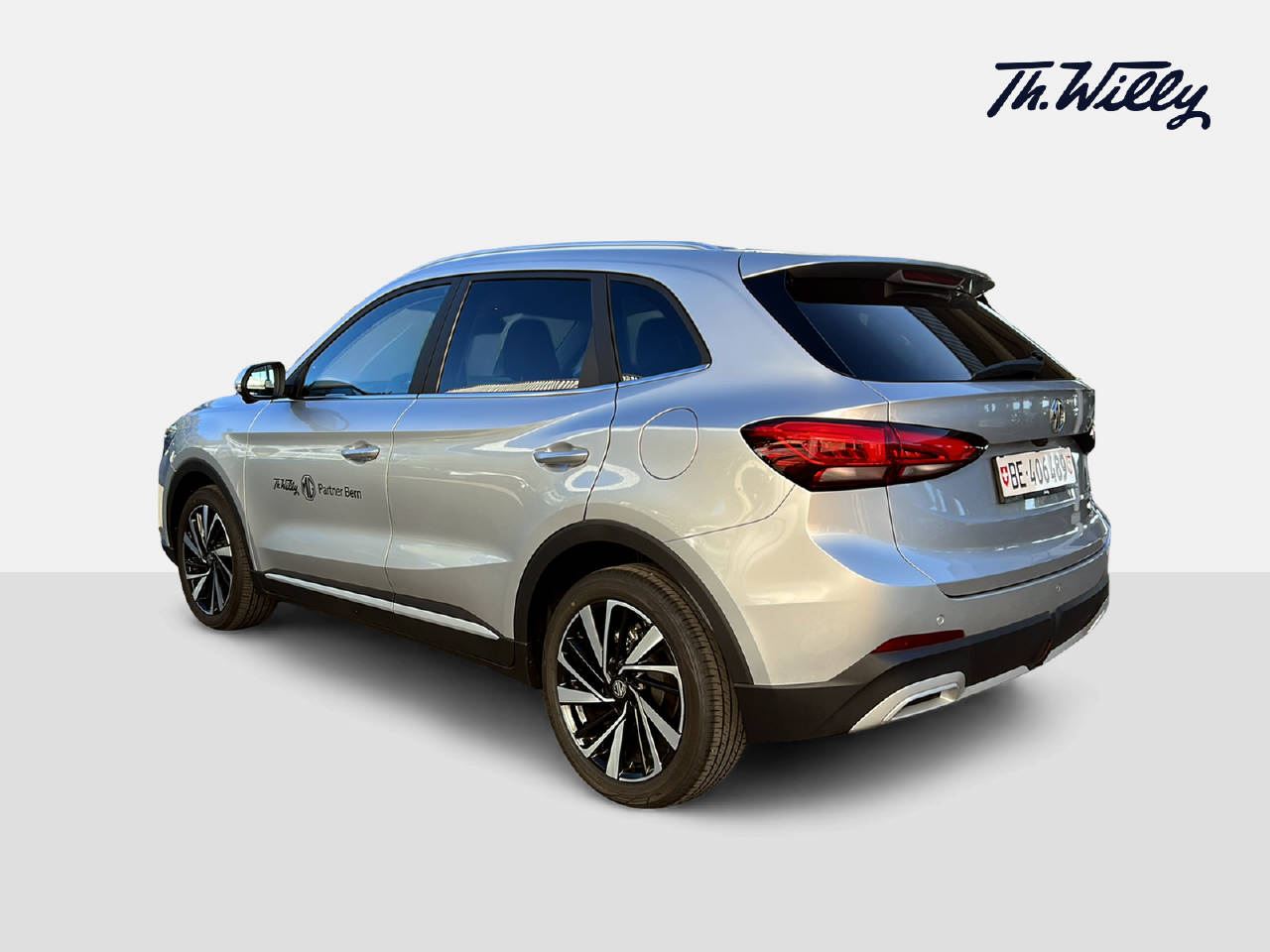 MG ZS 1.5 Hybrid+ Luxury-image-8