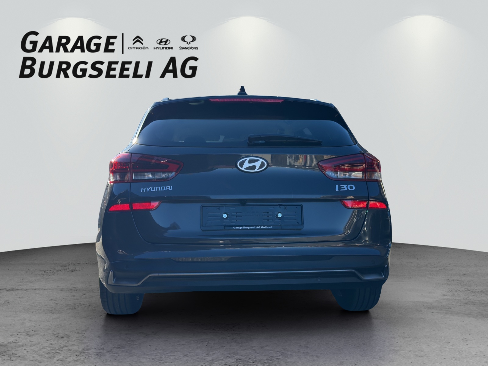 HYUNDAI i30 Wagon 1.5 T-GDi Amplia 48V MH DCT-image-4