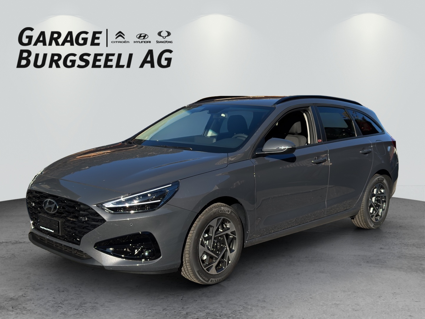 HYUNDAI i30 Wagon 1.5 T-GDi Amplia 48V MH DCT-image-0