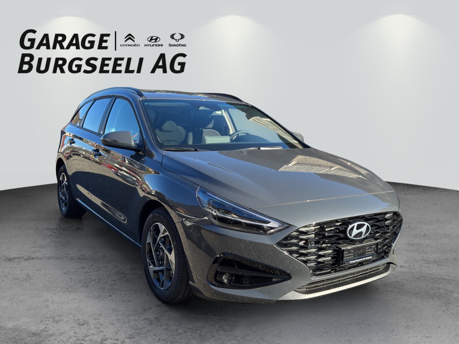 HYUNDAI i30 Wagon 1.5 T-GDi Amplia 48V MH DCT-image-2