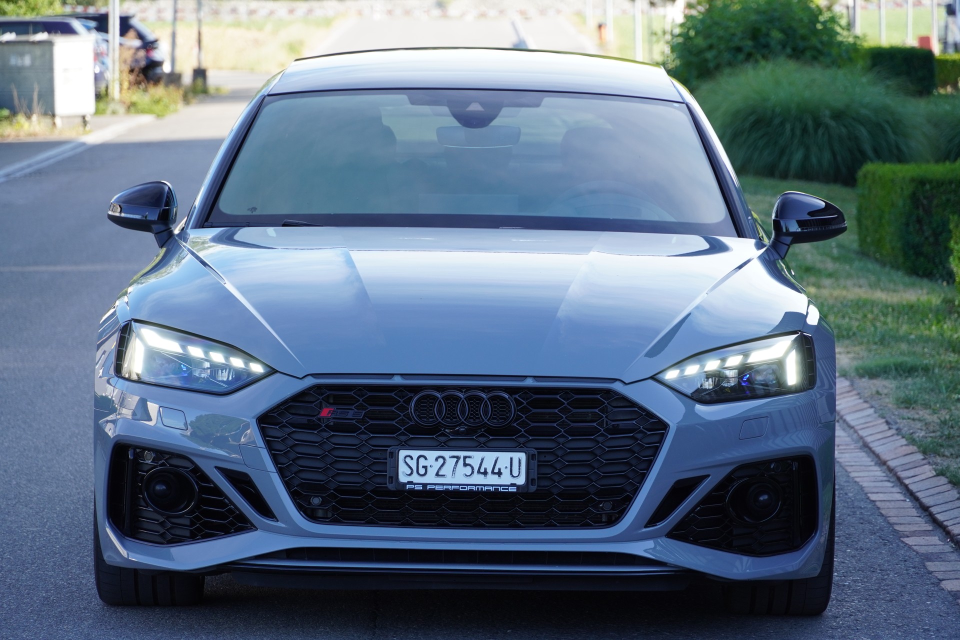 AUDI RS5 Sportback 2.9 TFSI quattro tiptronic//Nardograu//-image-3