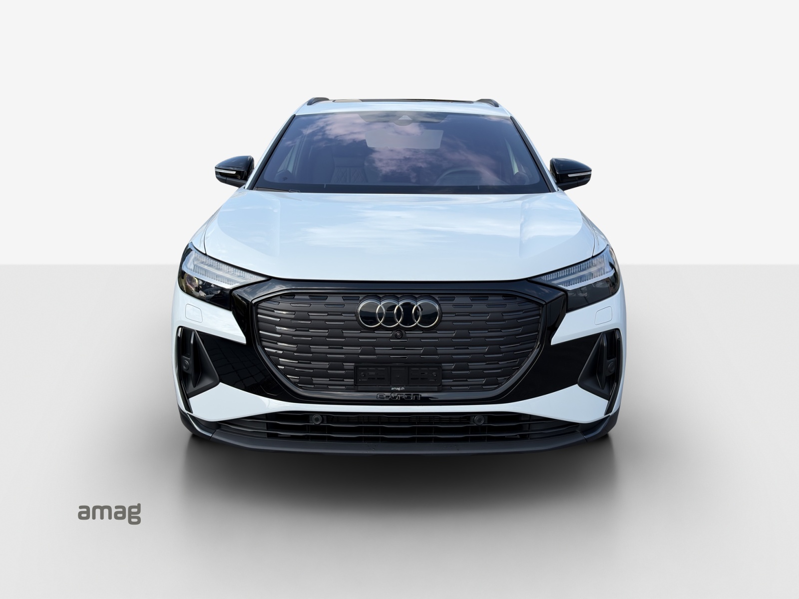 AUDI Q4 e-tron 45 Edition Swiss Ski quattro-image-6