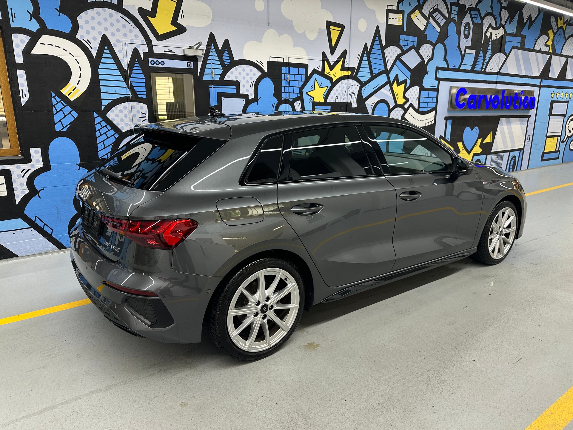 AUDI A3 Sportback 35 TFSI S line S-tronic-showroom-element-3
