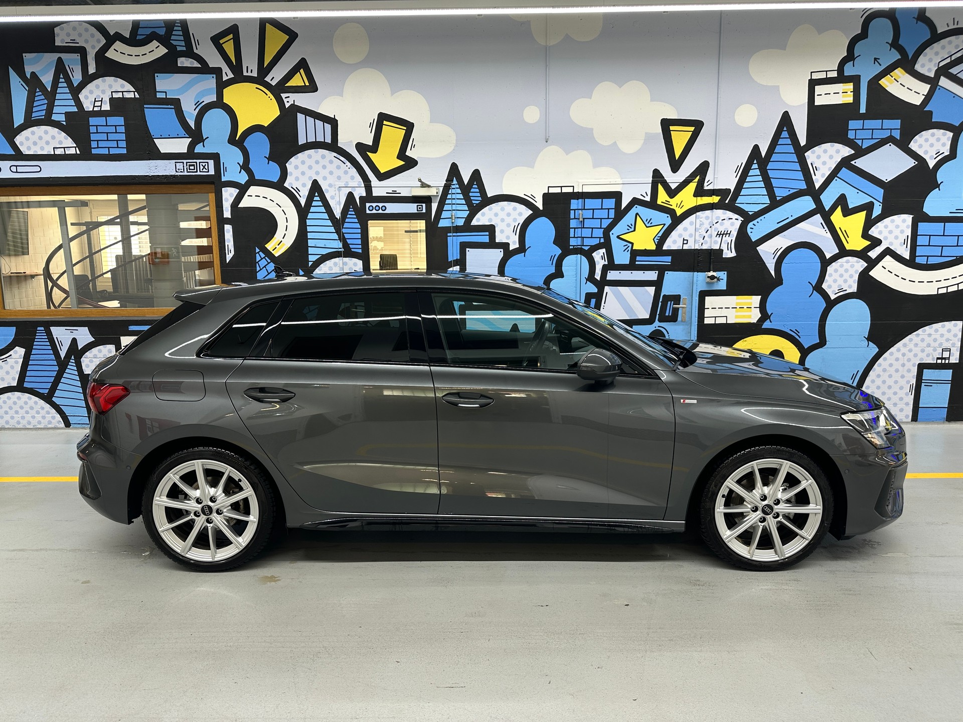 AUDI A3 Sportback 35 TFSI S line S-tronic-showroom-element-2