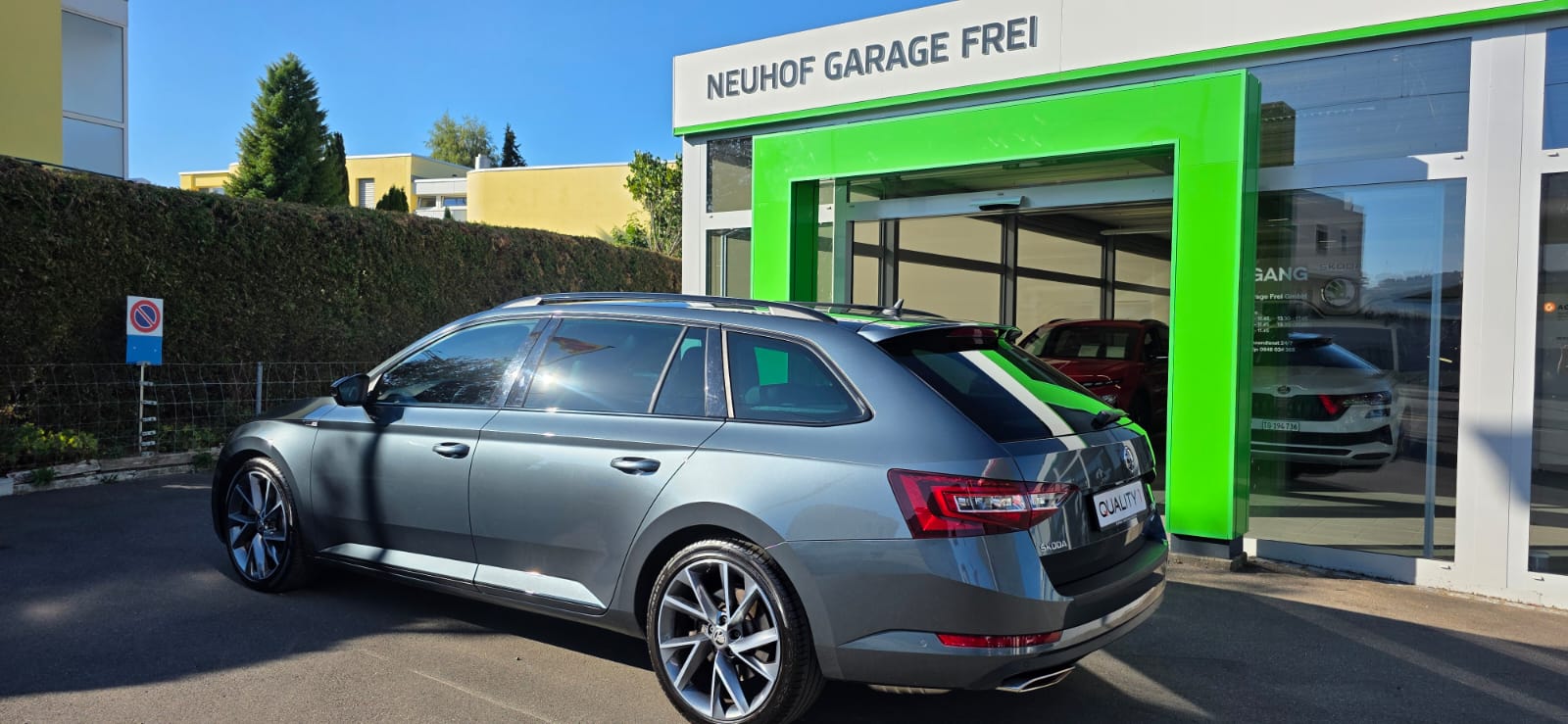 SKODA Superb 2.0 TSI SportLine+ 4x4 DSG-image-3