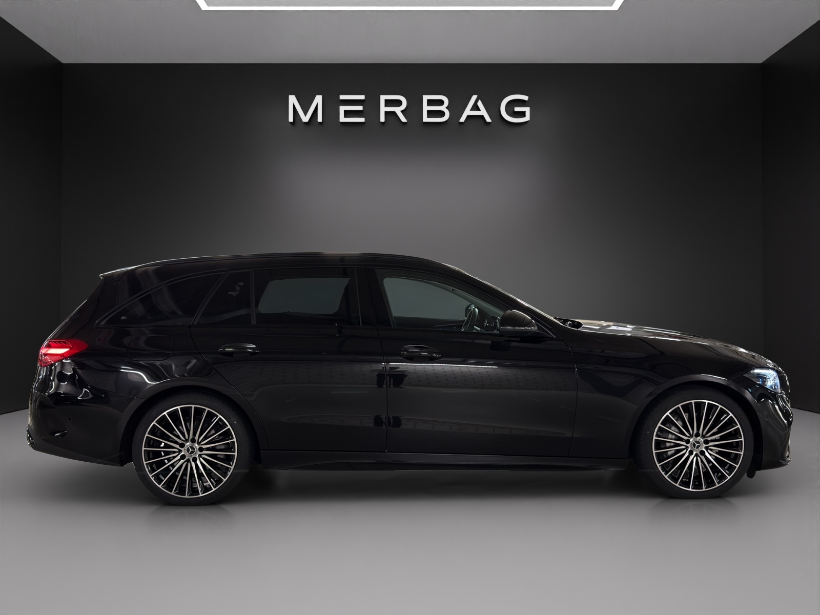 MERCEDES-BENZ C 200 T 4 Matic-image-3