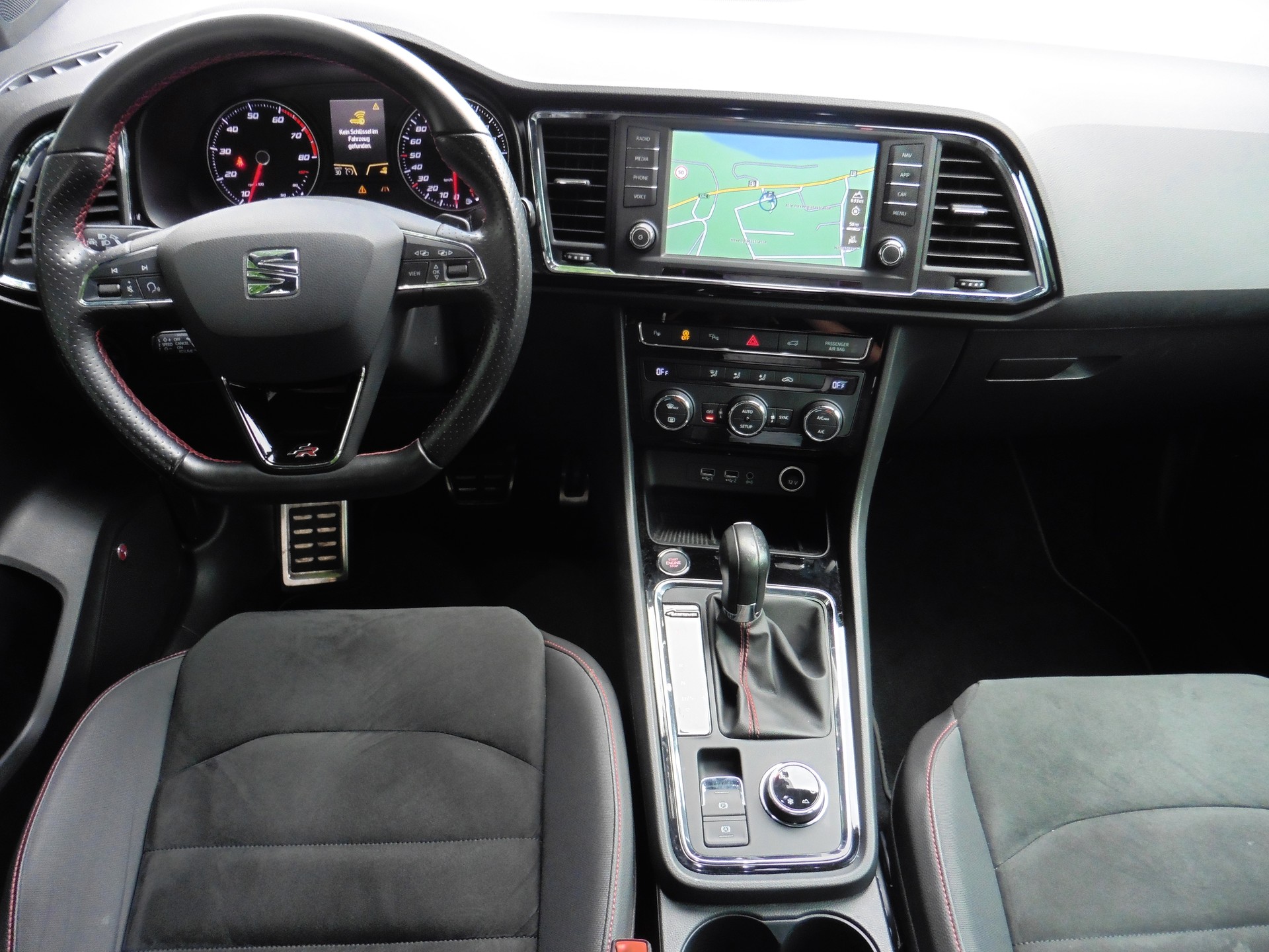 SEAT Ateca 2.0 TSI FR 4Drive DSG-image-12