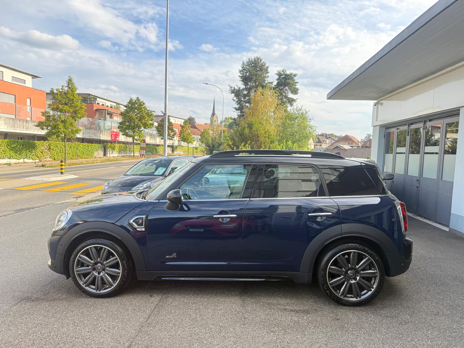 MINI Countryman Cooper S ALL4 Steptronic-image-1