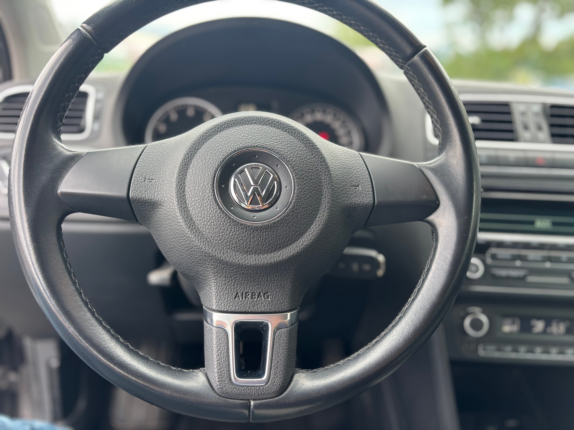 VW Polo 1.2 TSI Comfortline-image-9