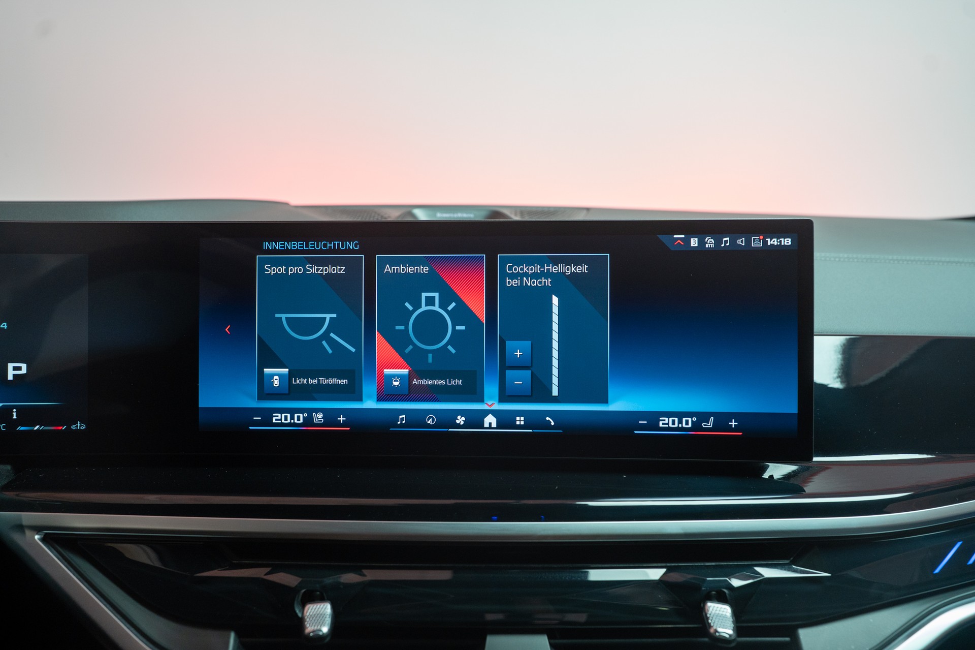 BMW X6 M60i M Sport Pro / Panorama-Glasdach / Bowers&Wilkins / 360°Kamera-image-33