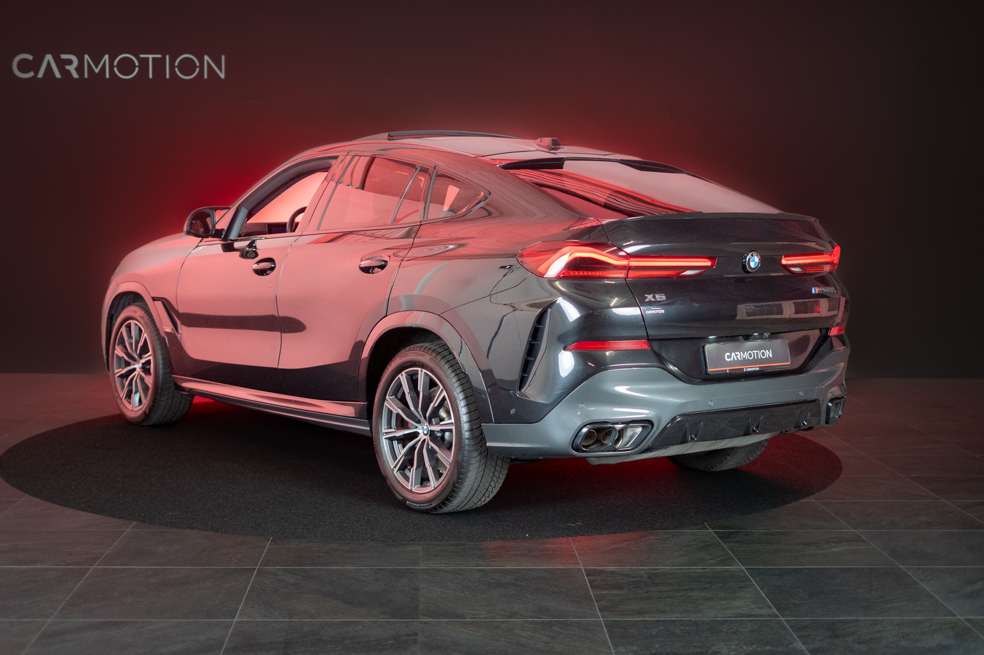 BMW X6 M60i M Sport Pro / Panorama-Glasdach / Bowers&Wilkins / 360°Kamera-image-6