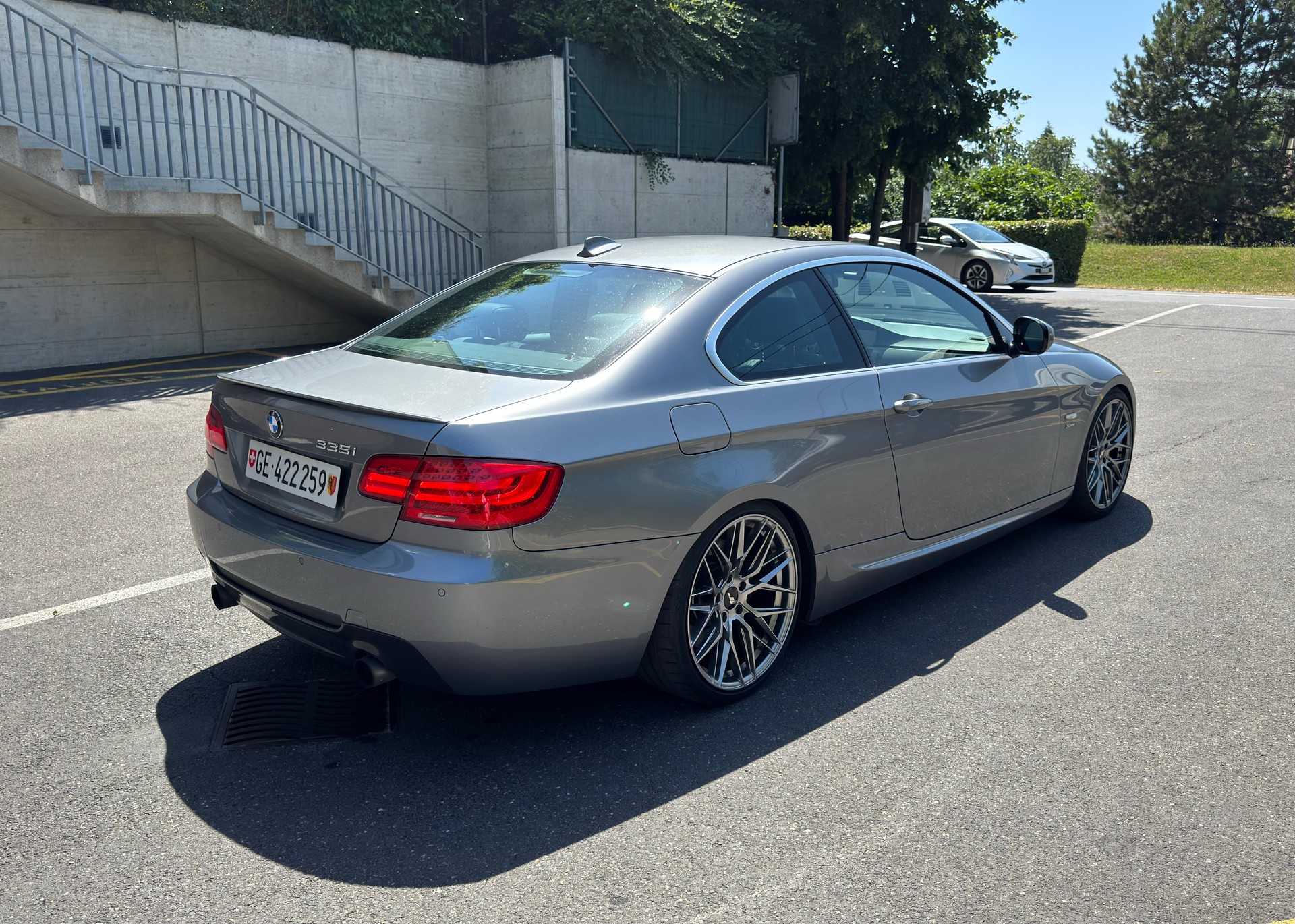 BMW 335i xDrive-image-0