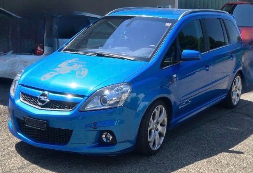 OPEL Zafira 2.0i 16V Turbo OPC-image-1