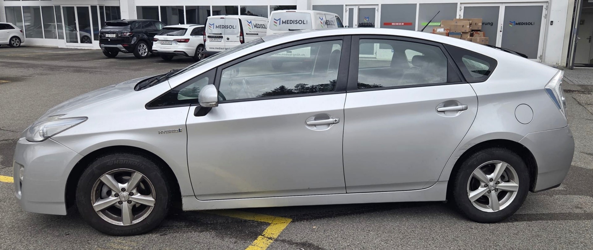 TOYOTA Prius 1.8 16V HSD Sol-image-5