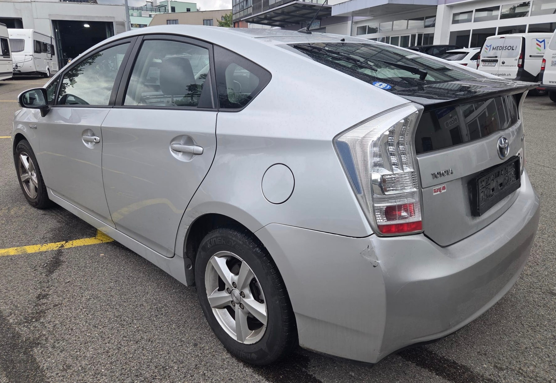 TOYOTA Prius 1.8 16V HSD Sol-image-3
