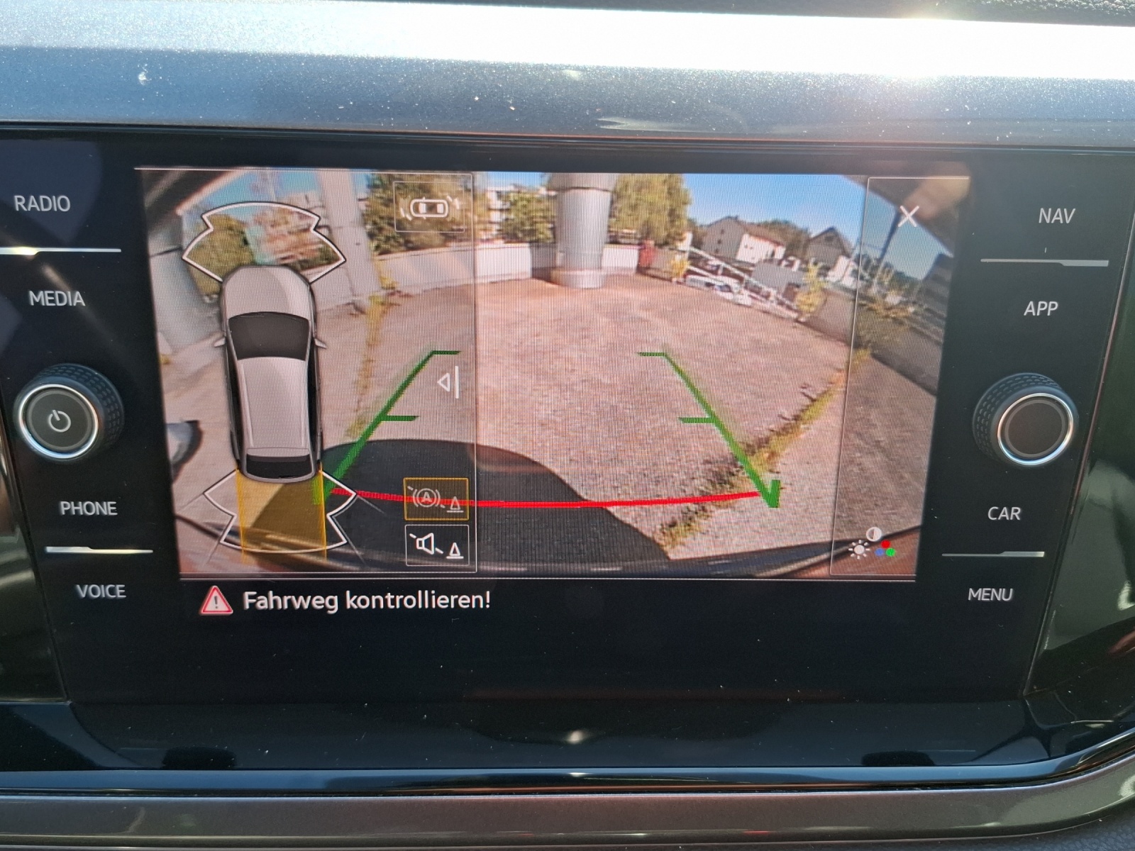VW Taigo 1.0 TSI Style DSG-image-14