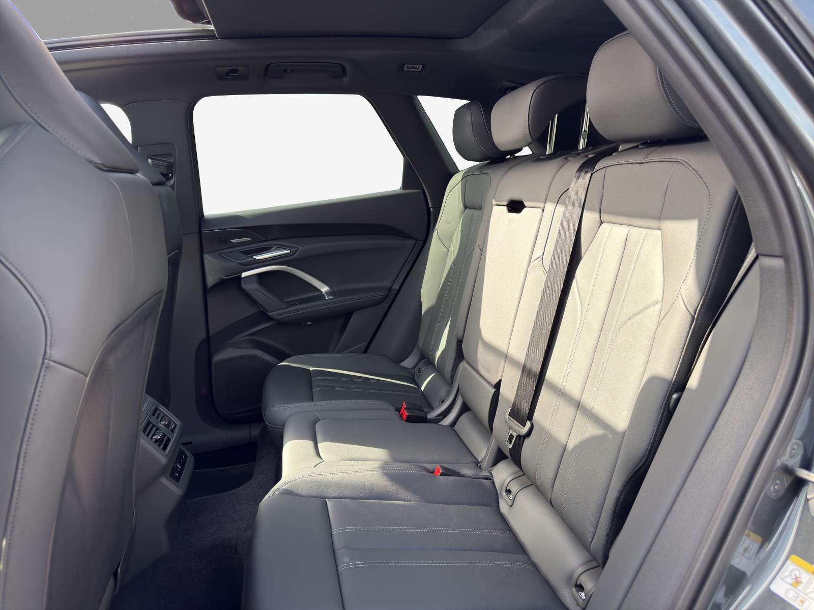 AUDI Q5 TFSI quatto 150 kW S-tronic-image-11