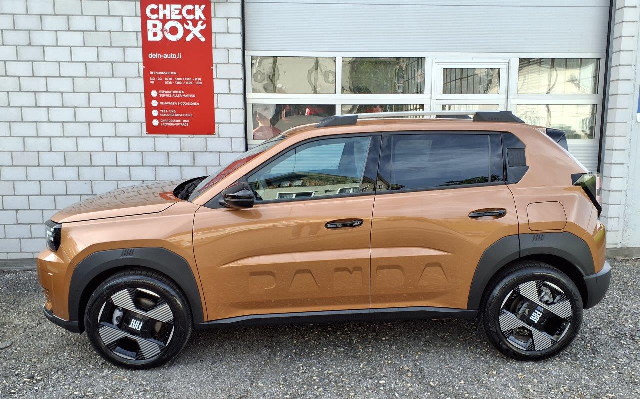 FIAT Grande Panda 1.2 Hybrid La Prima-image-3