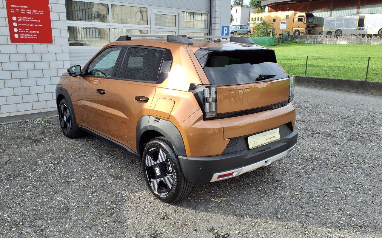 FIAT Grande Panda 1.2 Hybrid La Prima-image-4