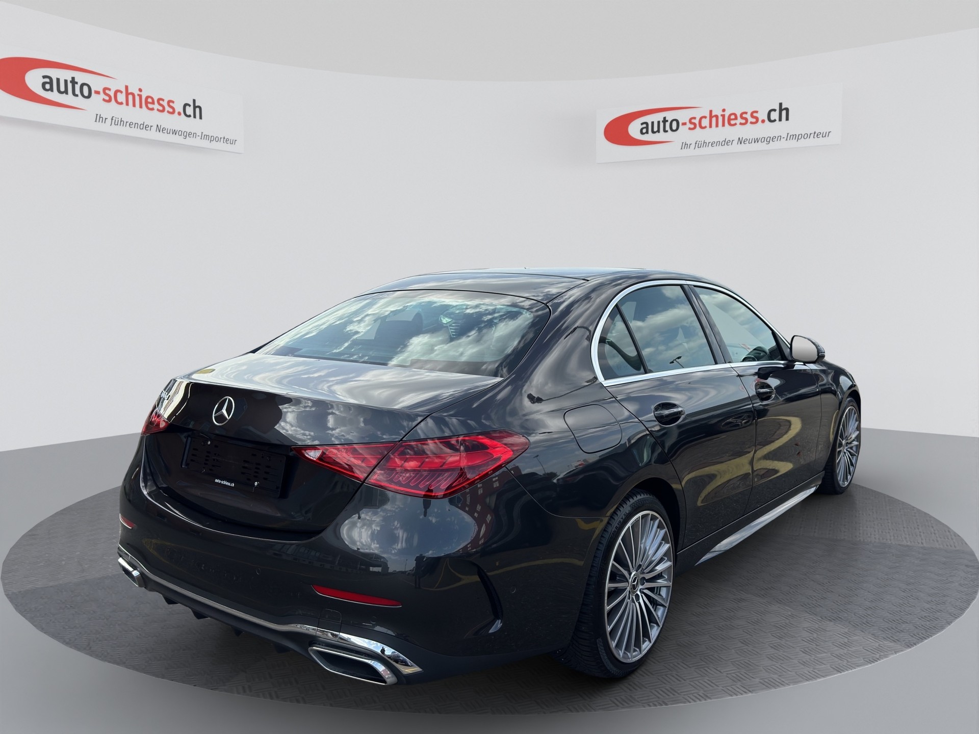 MERCEDES-BENZ 300 C 300 d AMG Line-image-4