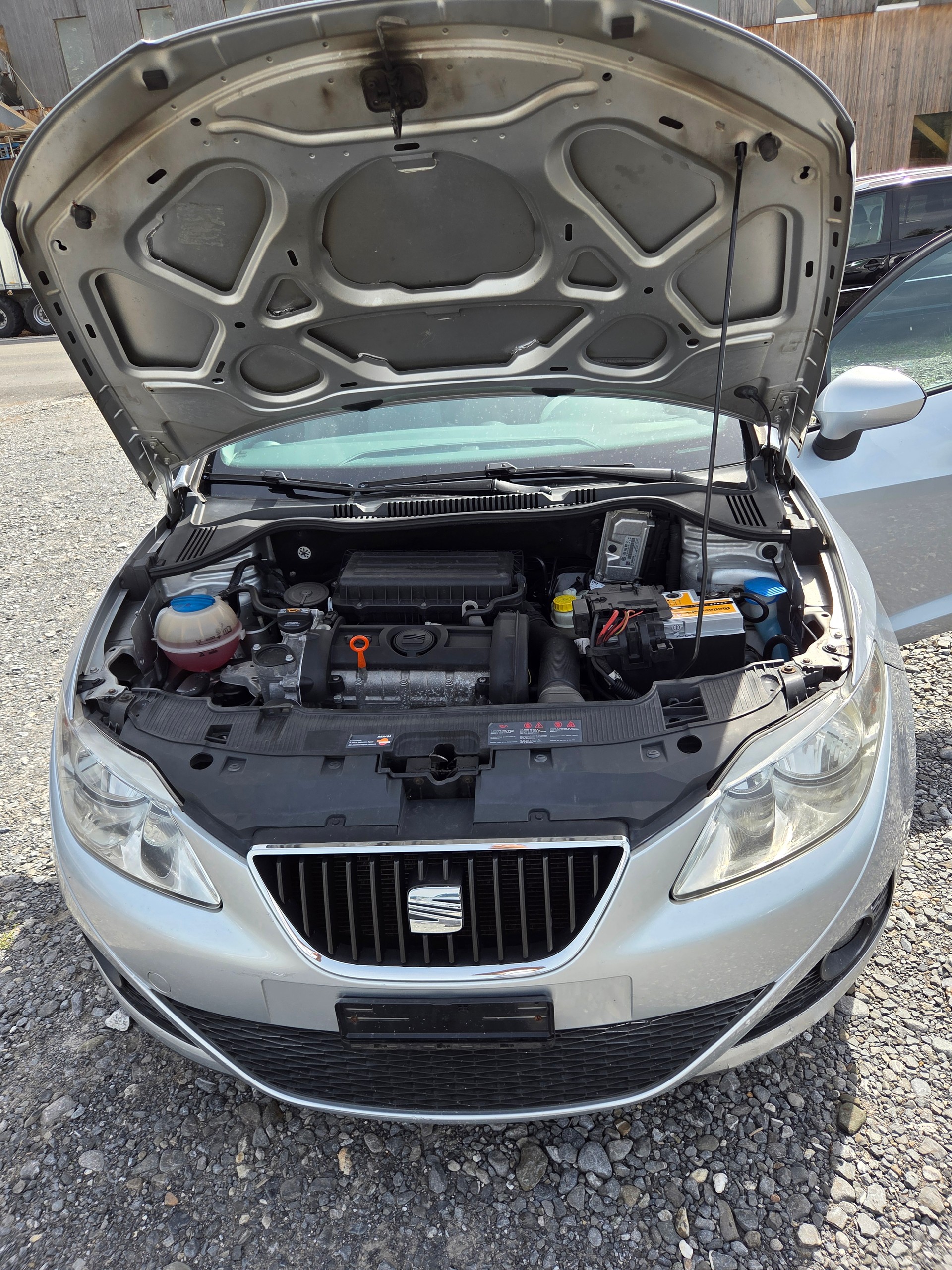 SEAT Ibiza 1.6 Sport DSG-image-9