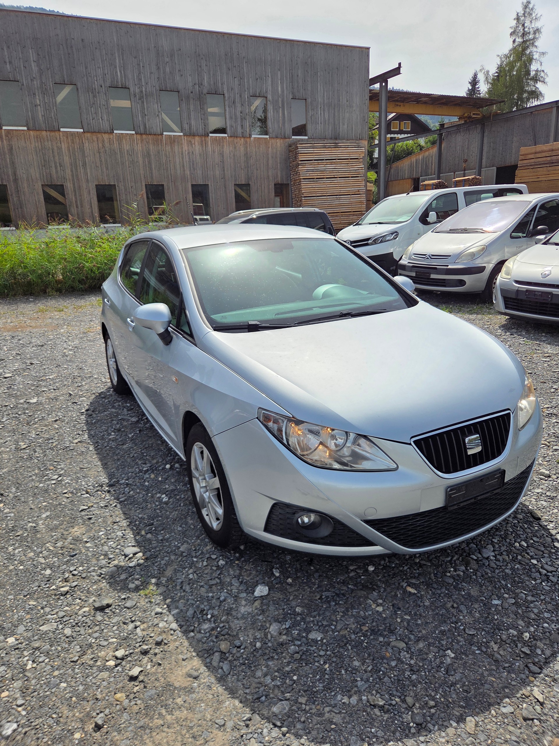 SEAT Ibiza 1.6 Sport DSG-image-1