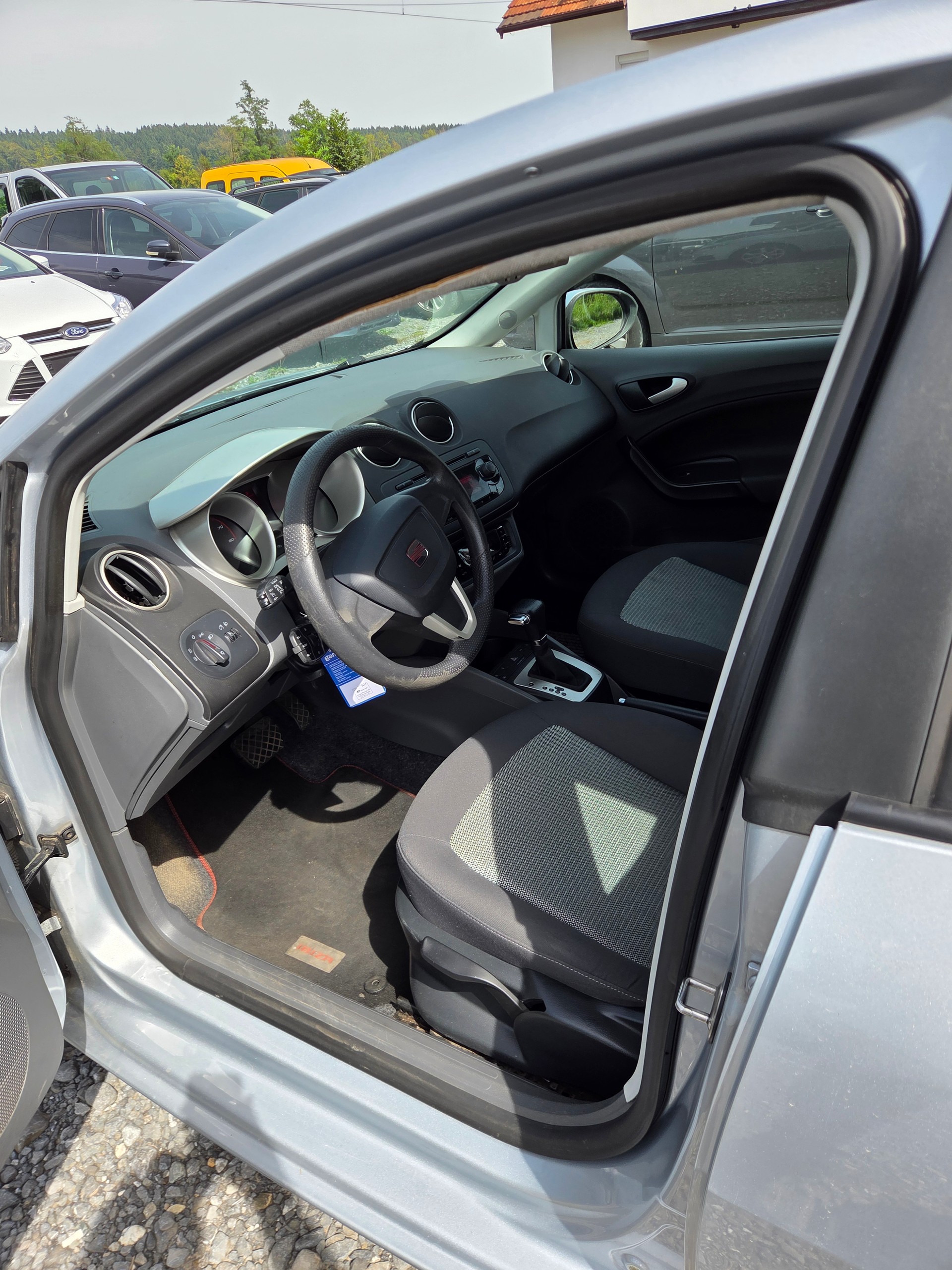 SEAT Ibiza 1.6 Sport DSG-image-6