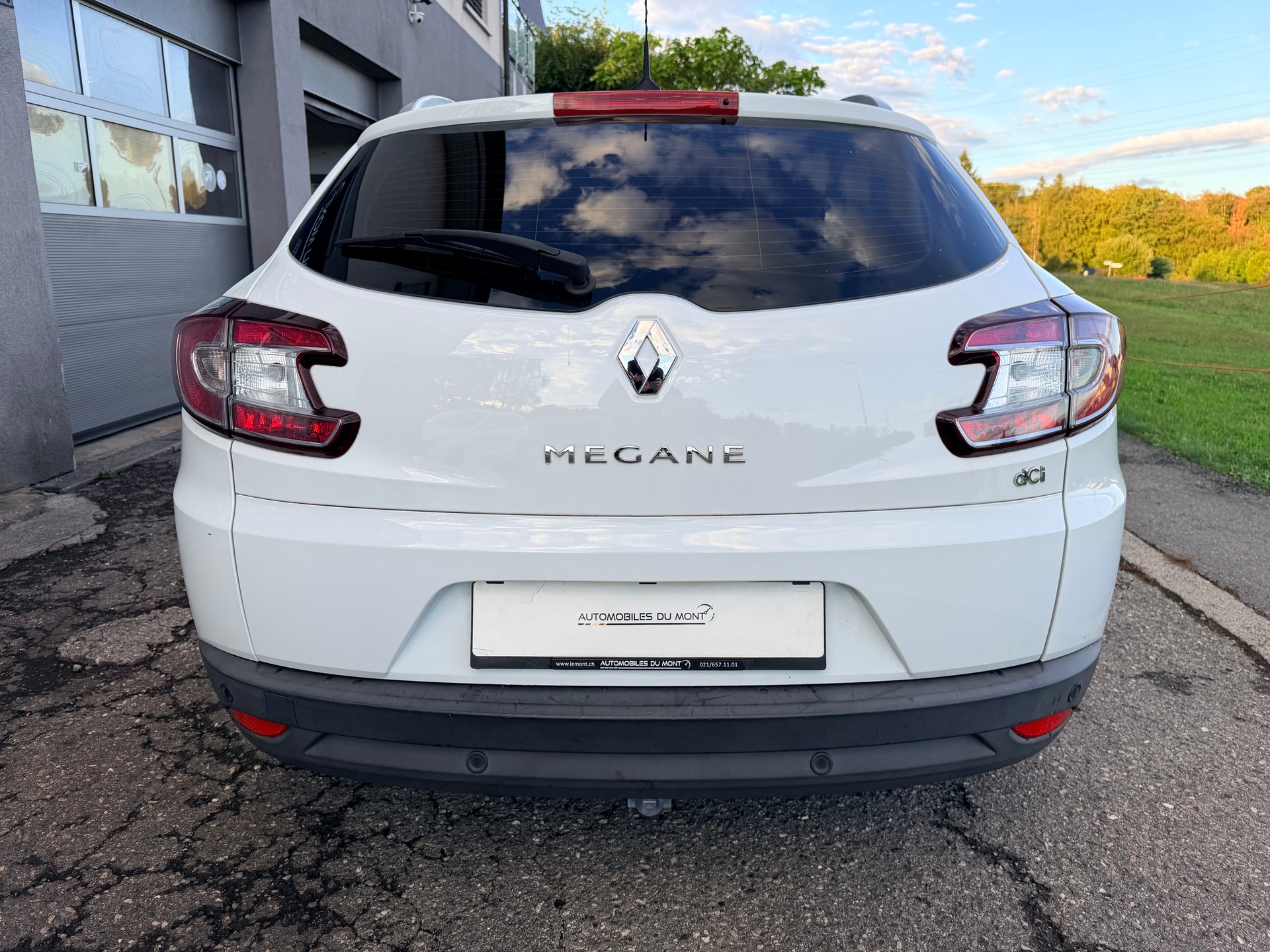 RENAULT Mégane Grandtour 1.5 dCi Limited EDC-image-5