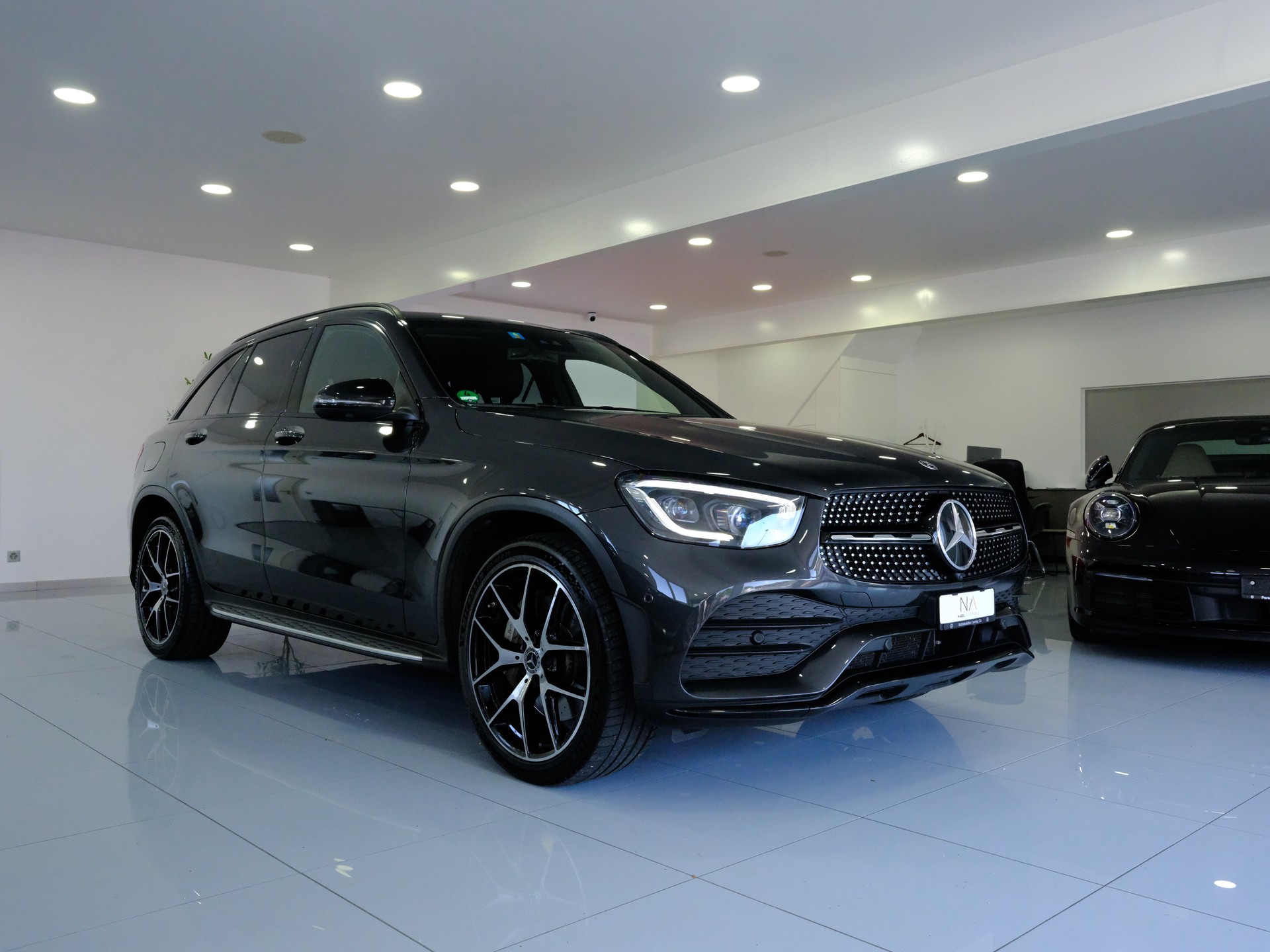 MERCEDES-BENZ GLC 220 d AMG Line 4Matic 9G-Tronic-image-1