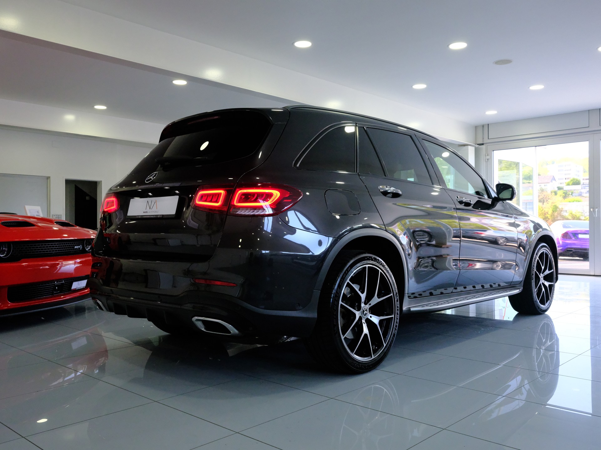 MERCEDES-BENZ GLC 220 d AMG Line 4Matic 9G-Tronic-image-6