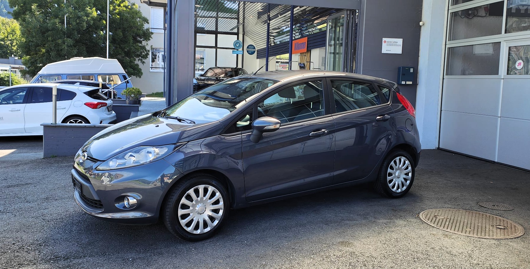 FORD Fiesta 1.25 16V Ambiente-image-7