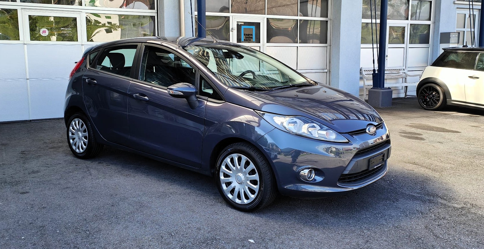 FORD Fiesta 1.25 16V Ambiente-image-3