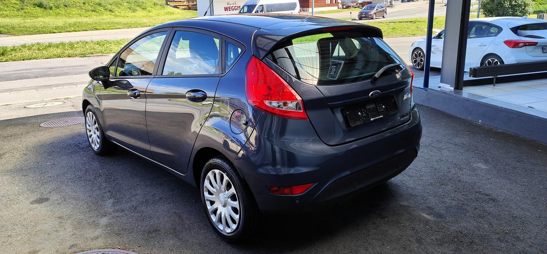 FORD Fiesta 1.25 16V Ambiente-image-5