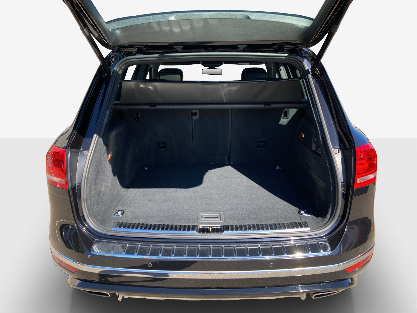 VW Touareg 3.0 TDI BlueMotion Technology Tiptronic-image-12