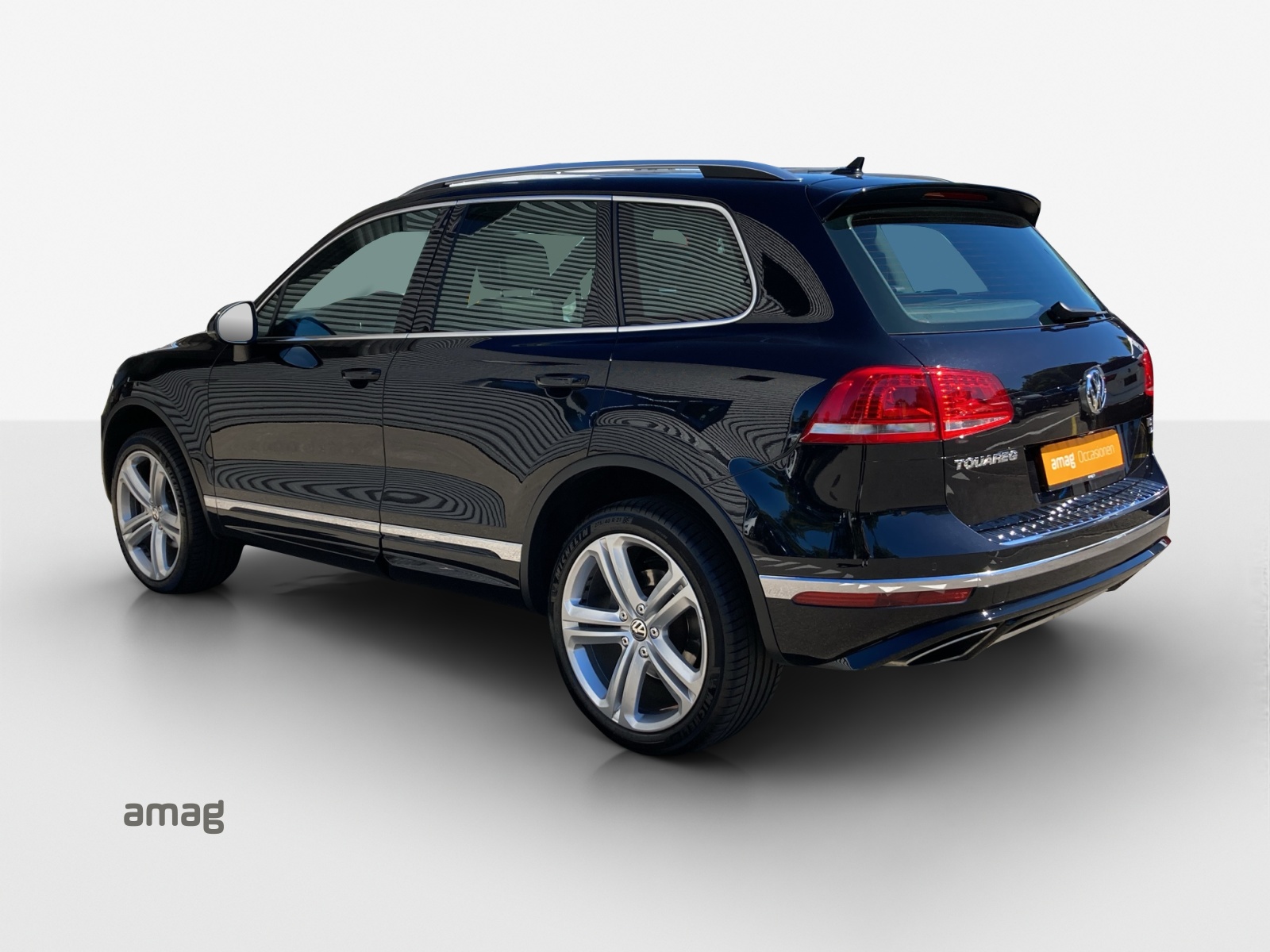 VW Touareg 3.0 TDI BlueMotion Technology Tiptronic-image-2