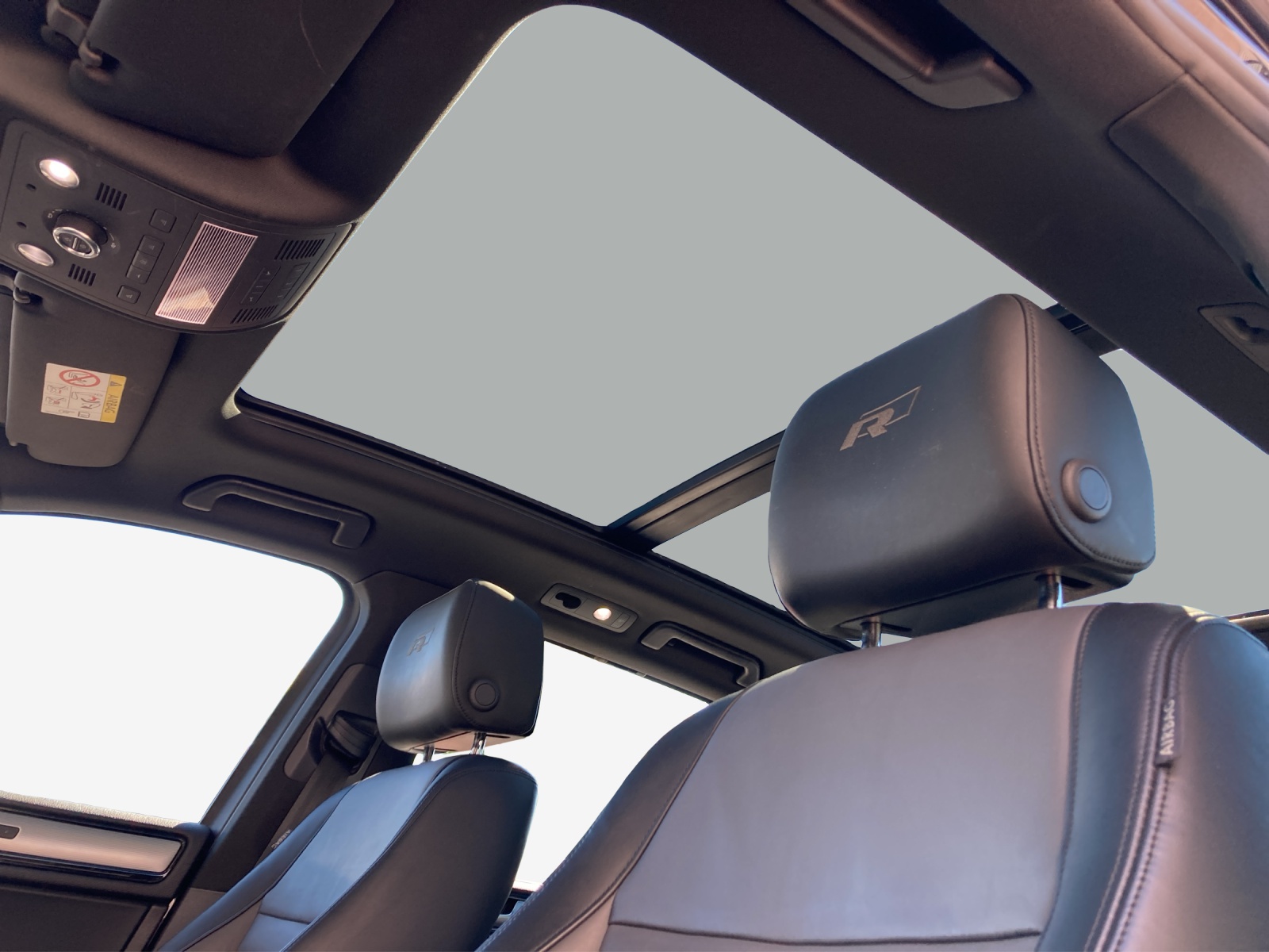 VW Touareg 3.0 TDI BlueMotion Technology Tiptronic-image-14